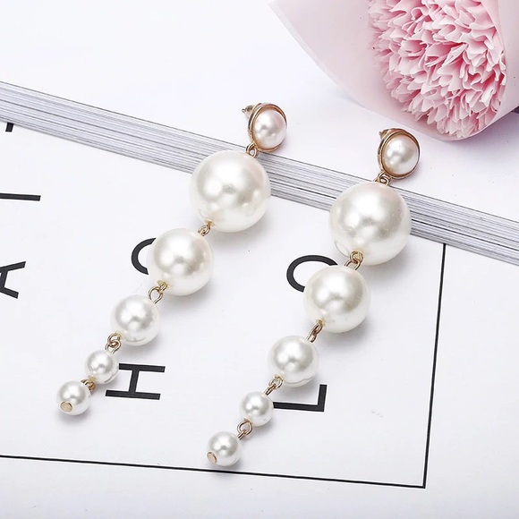 Elegant Long Drop Pearl Statement Earrings - Picture 3 of 6